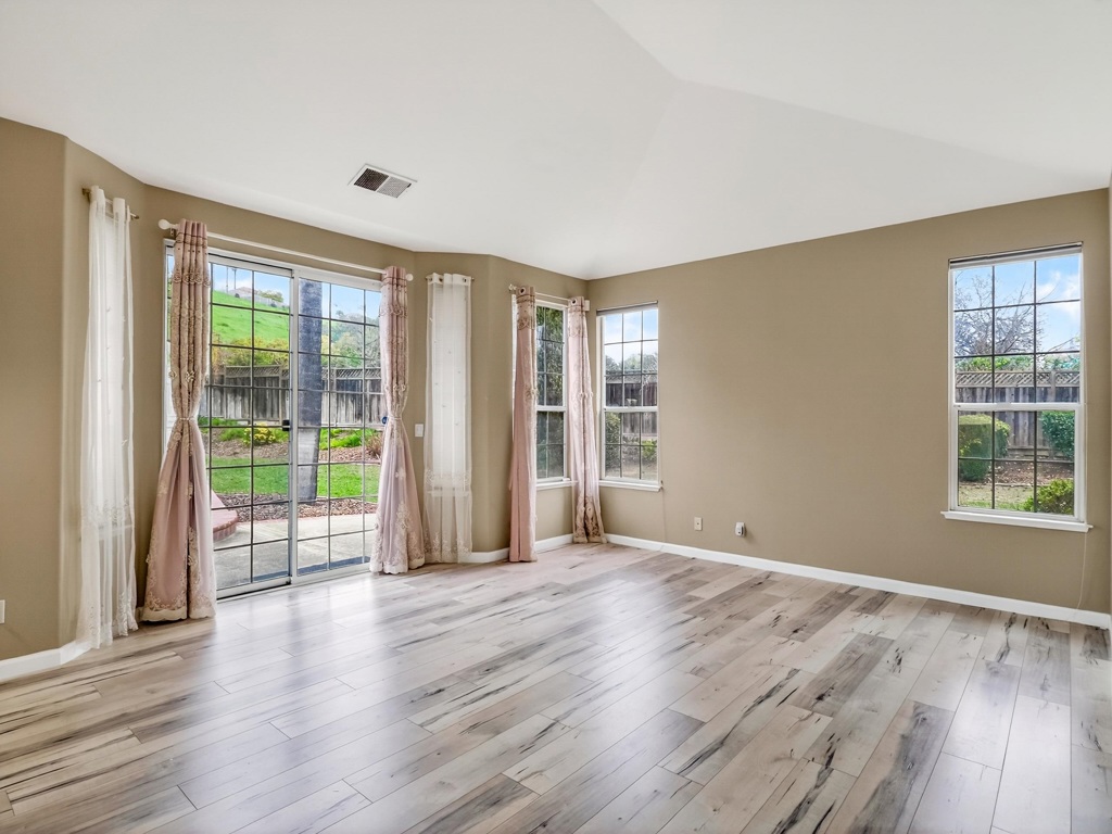 2166-2166 Shadow Ridge Way San Jose, CA 95138 - Photo 18 of 39