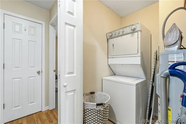 $250,000 | 301 10th Street, Crocker, MO 65452