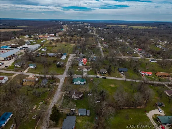 $250,000 | 301 10th Street, Crocker, MO 65452