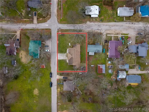 $250,000 | 301 10th Street, Crocker, MO 65452