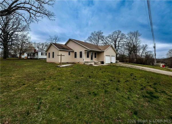 $250,000 | 301 10th Street, Crocker, MO 65452