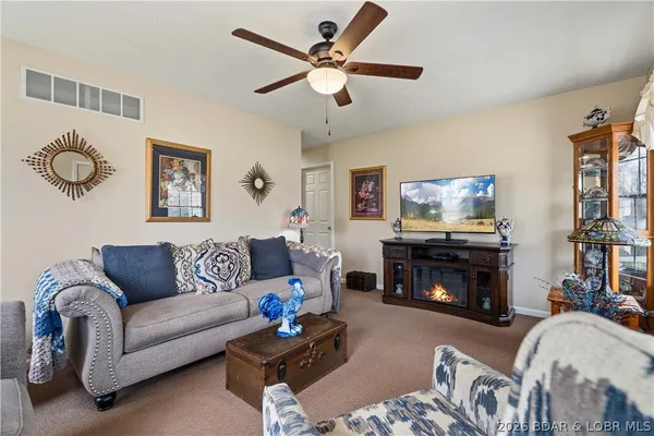 $250,000 | 301 10th Street, Crocker, MO 65452