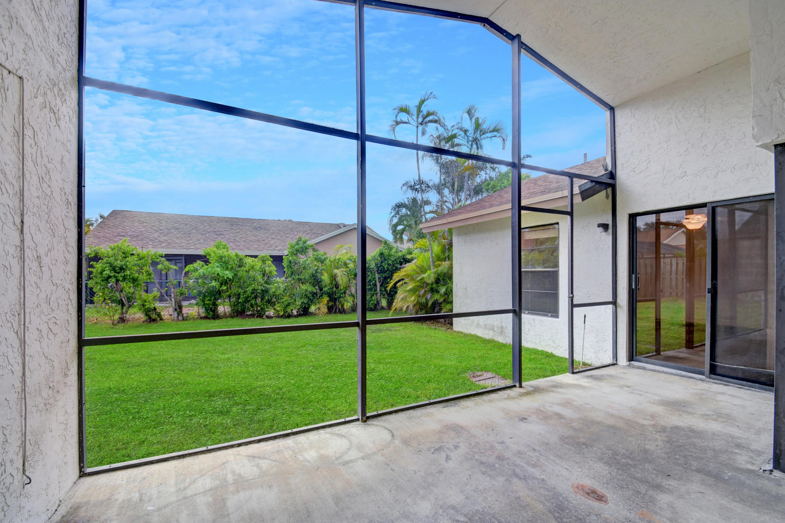 20963 Rustlewood Avenue Boca Raton, FL 33428 - Photo 7 of 56 Screened in/covered patio
