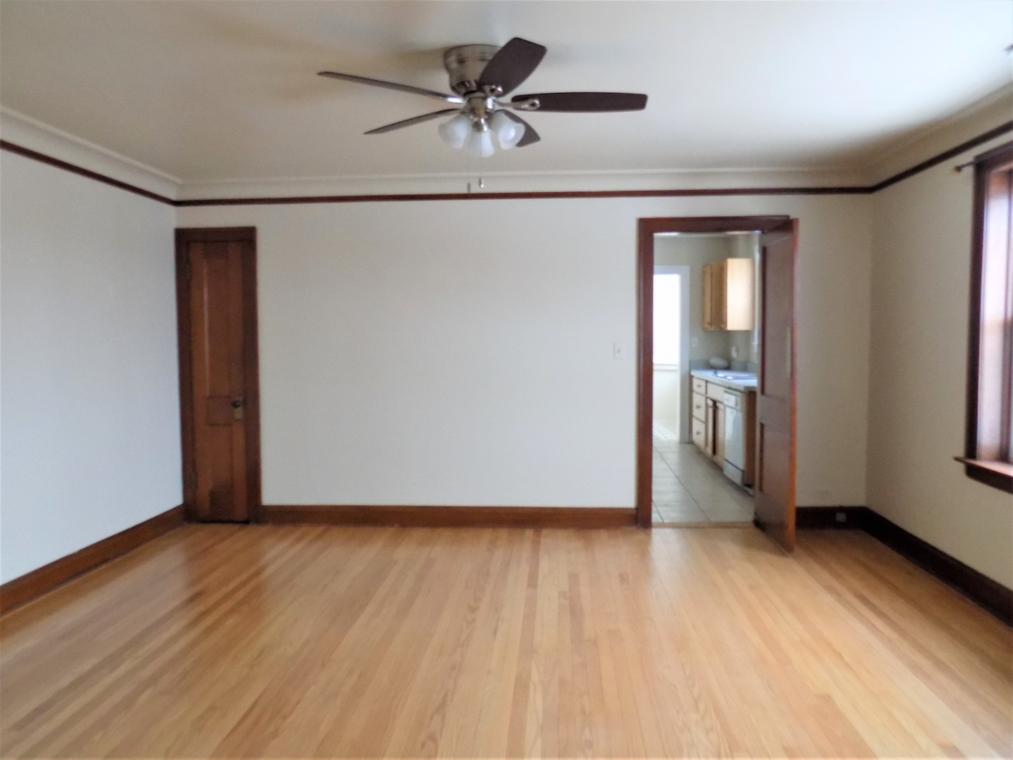 328 Green Bay Road, Unit 1 Highwood, IL 60040 - Photo 2 of 10