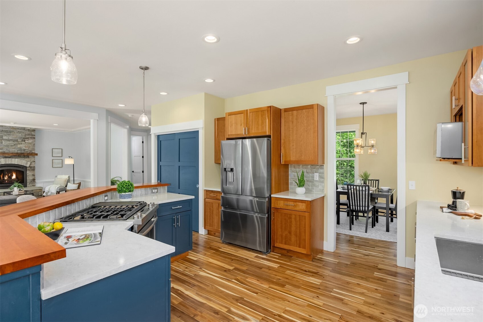 3760 Tracyton Beach Road Northwest Bremerton, WA 98310 - Photo 17 of 40 Gallery Image 17