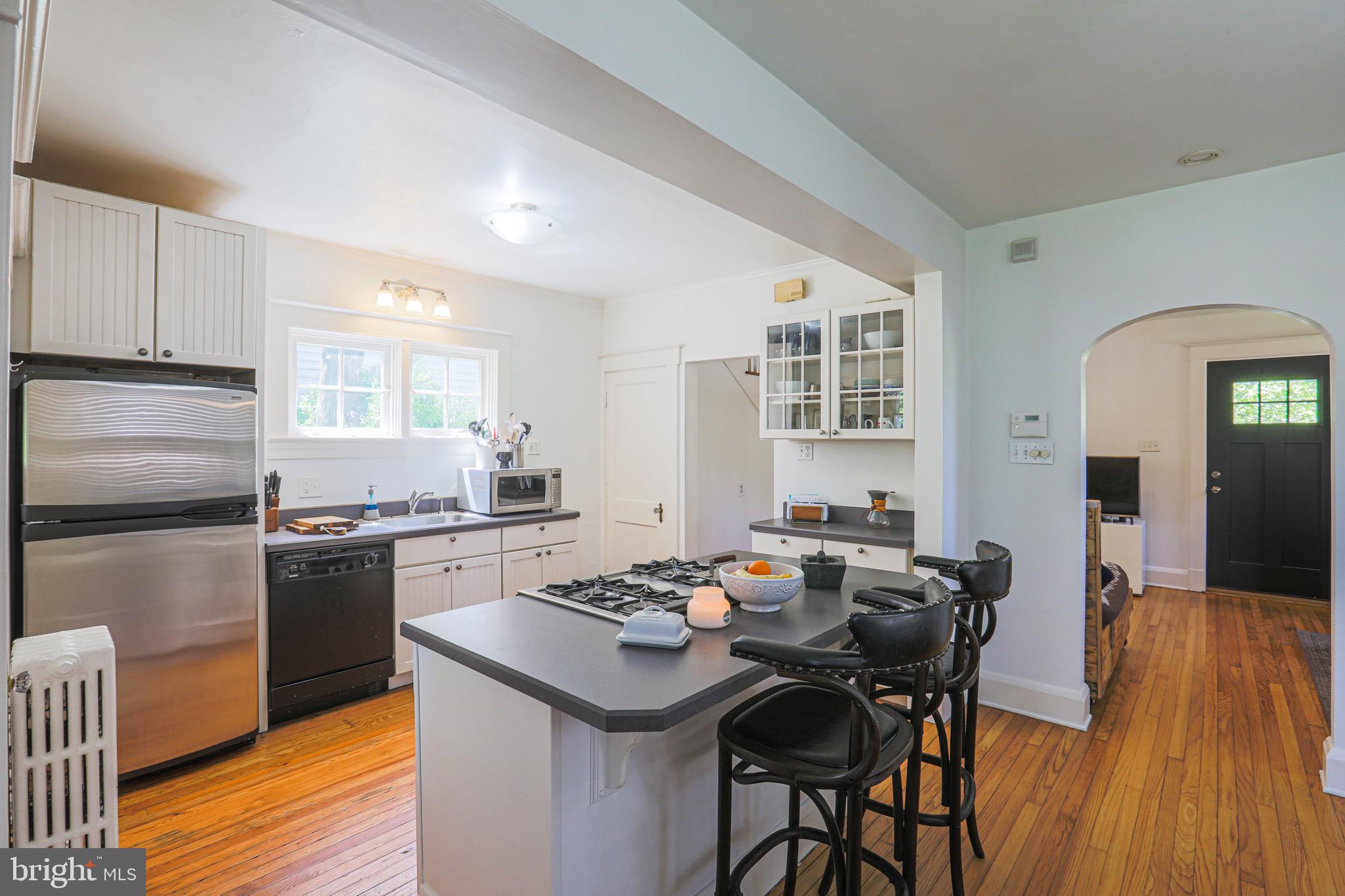 6009 Sycamore Road Baltimore, MD 21212 - Photo 8 of 26 Gallery Image 8