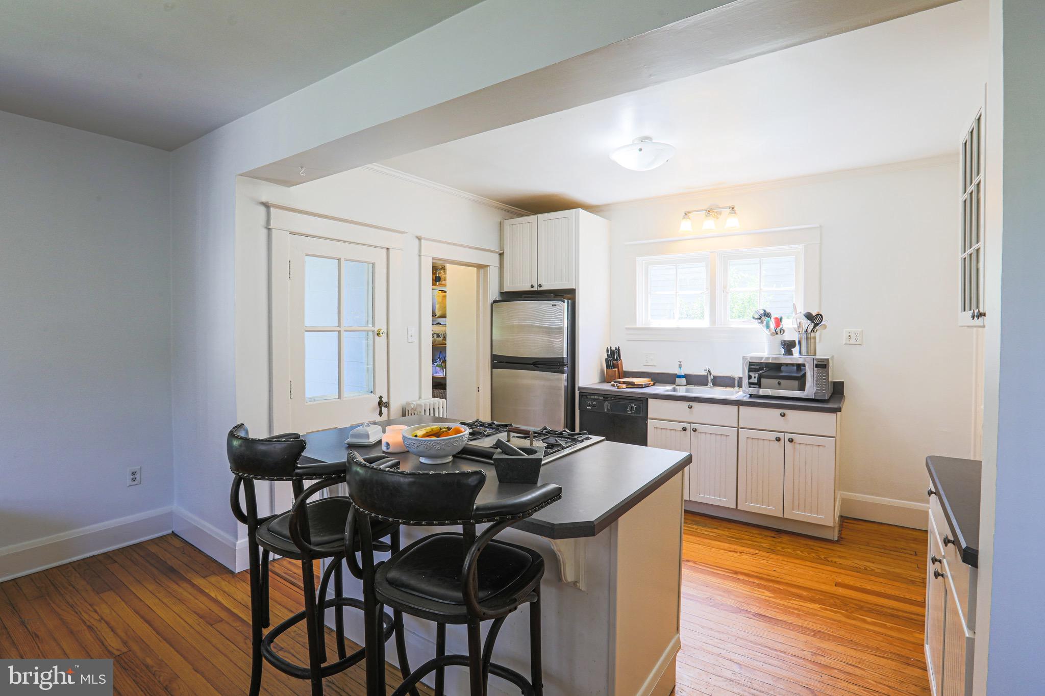 6009 Sycamore Road Baltimore, MD 21212 - Photo 9 of 26 Gallery Image 9