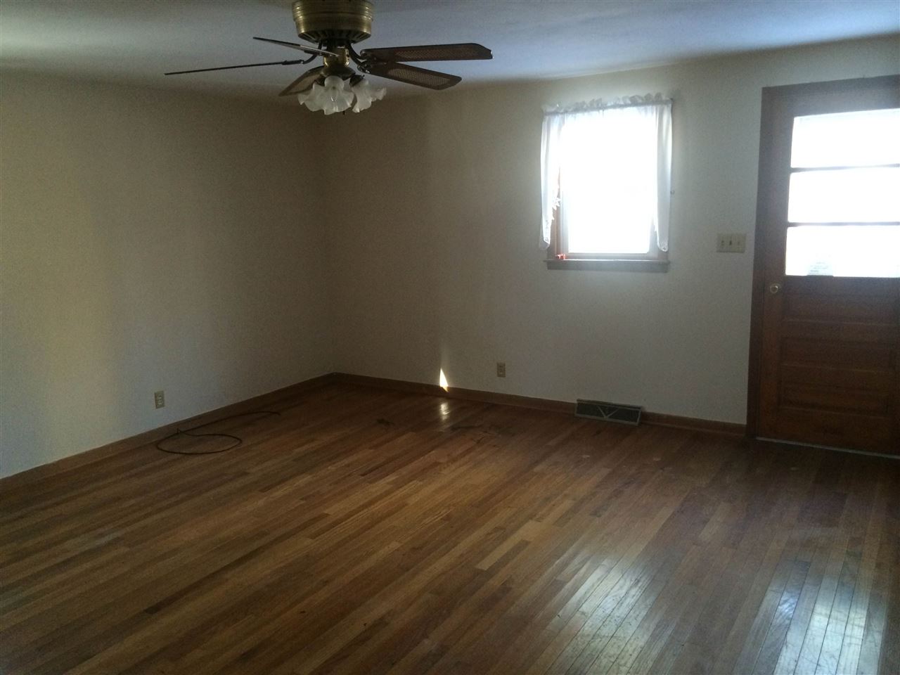 239 South Cataract Road Spencer, IN 47460 - Photo 6 of 8 Gallery Image 6