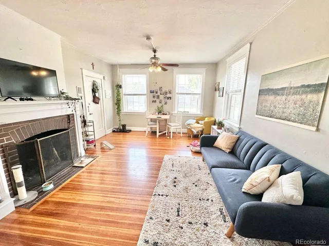 $1,195 | 1400 Monroe Street, Denver, CO 80206