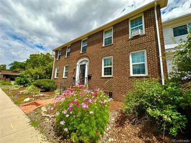 $1,195 | 1400 Monroe Street, Denver, CO 80206