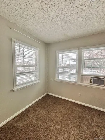 $1,195 | 1400 Monroe Street, Denver, CO 80206