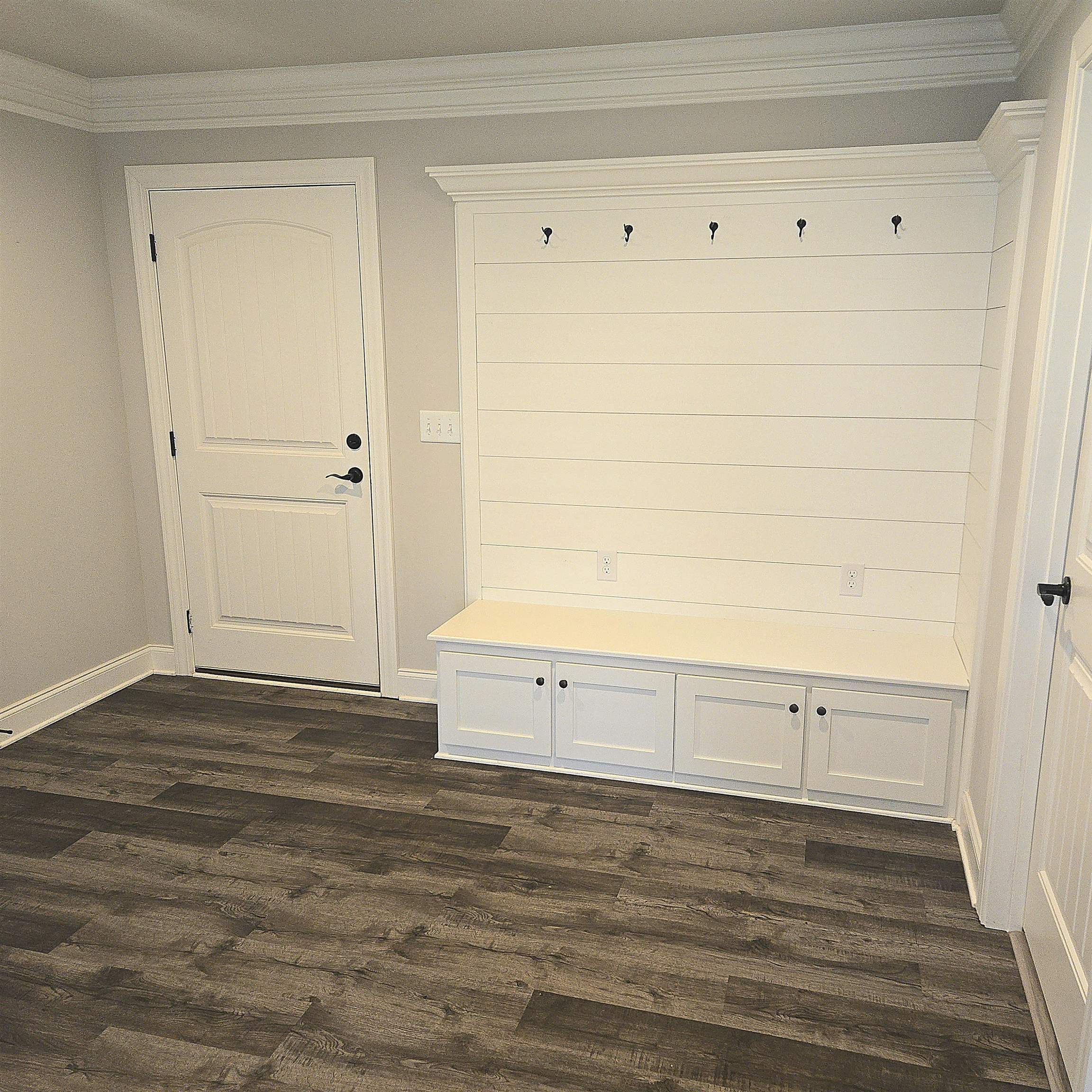 903 Love Springs Road Cowpens, SC 29330 - Photo 19 of 40 Mud Room