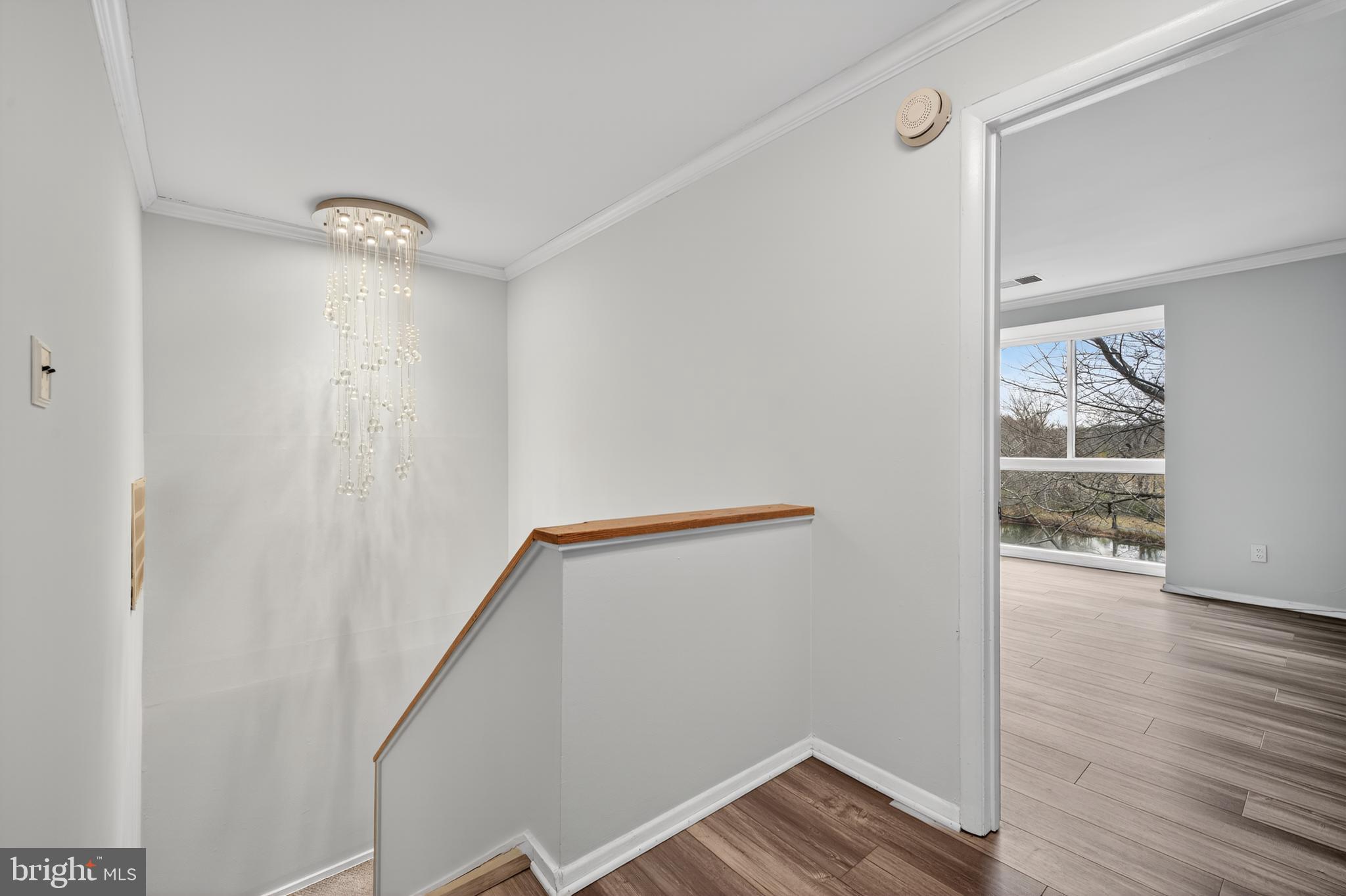 9961 Lake Landing Road Gaithersburg, MD 20886 - Photo 20 of 40 a view of an empty walk in closet