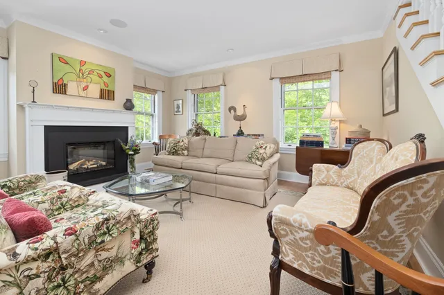 $1,689,000 | 39 Elm Street, Unit B, Woodstock, VT 05091