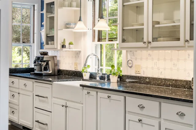 $1,689,000 | 39 Elm Street, Unit B, Woodstock, VT 05091