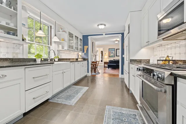 $1,689,000 | 39 Elm Street, Unit B, Woodstock, VT 05091