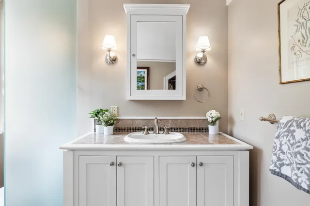 $1,689,000 | 39 Elm Street, Unit B, Woodstock, VT 05091