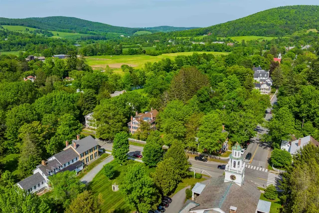 $1,689,000 | 39 Elm Street, Unit B, Woodstock, VT 05091