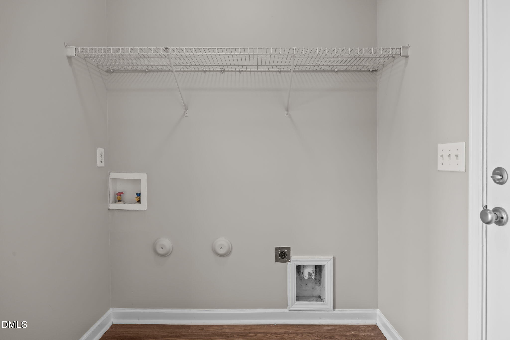4406 Snowcrest Lane Raleigh, NC 27616 - Photo 14 of 41 a view of a small space