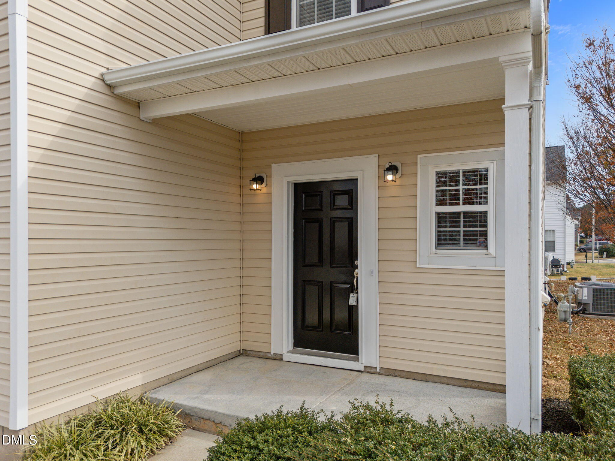 4406 Snowcrest Lane Raleigh, NC 27616 - Photo 5 of 41 a front view of a house