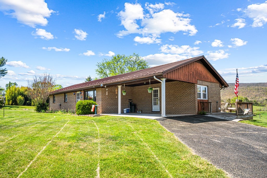 477 Sheffey School Road Max Meadows, VA 24360 - Photo 4 of 85 Gallery Image 4