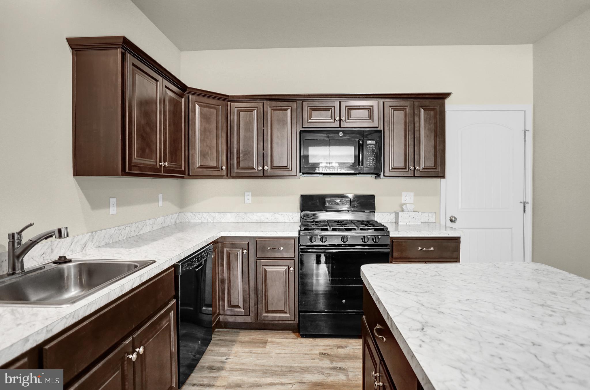 544 White Chapel Road Lancaster, PA 17603 - Photo 11 of 32