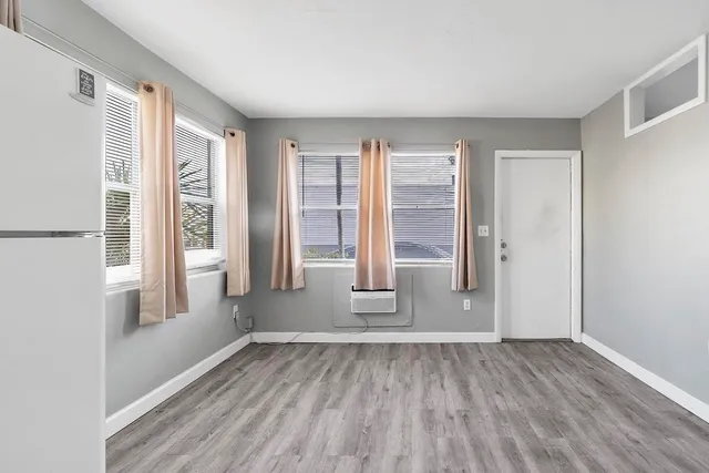 $1,500 | 813 9th Avenue North, Unit A, Lake Worth Beach, FL 33460