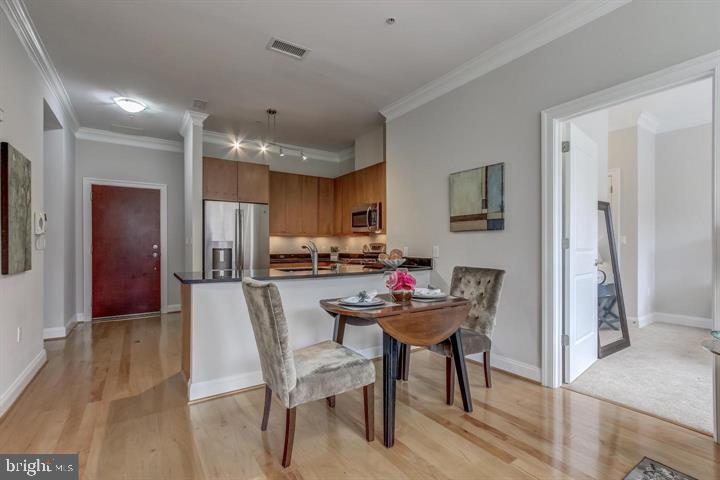 1210 R Street Northwest, Unit 201 Washington, DC 20009 - Photo 10 of 27