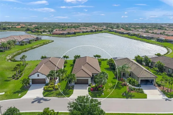 $535,000 | 215 Cassano Drive, Nokomis, FL 34275