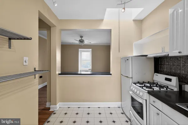 $1,075 | 3507 Indian Queen Lane, Philadelphia, PA 19129