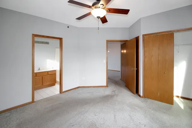 $222,000 | 5111 Deblin Lane, Unit 3B, Oak Lawn, IL 60453