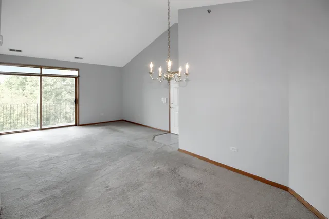 $222,000 | 5111 Deblin Lane, Unit 3B, Oak Lawn, IL 60453