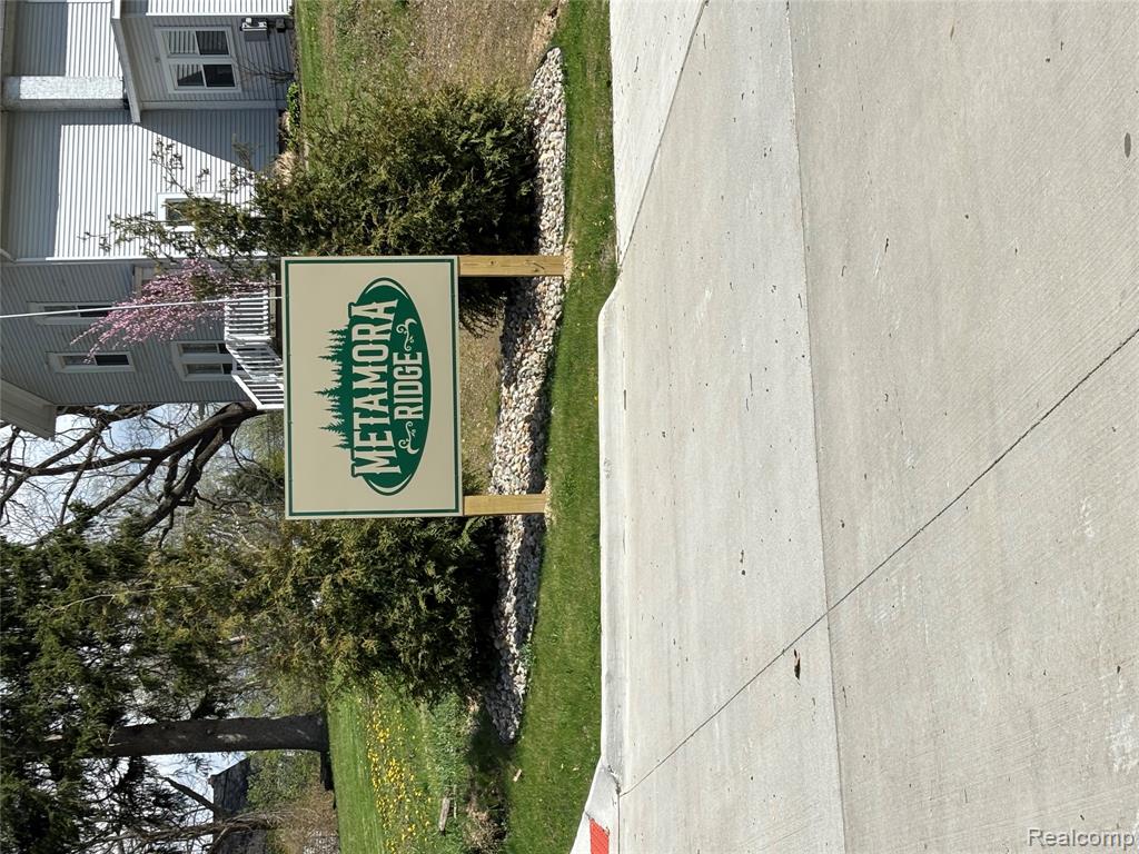 4045 Metamora Ridge Road Oxford, MI 48371 - Photo 1 of 2