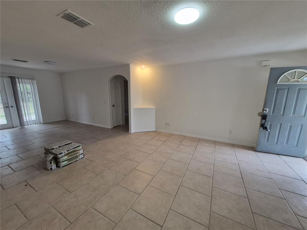 838 West Homeway Loop Citrus Springs, FL 34434 - Photo 5 of 29