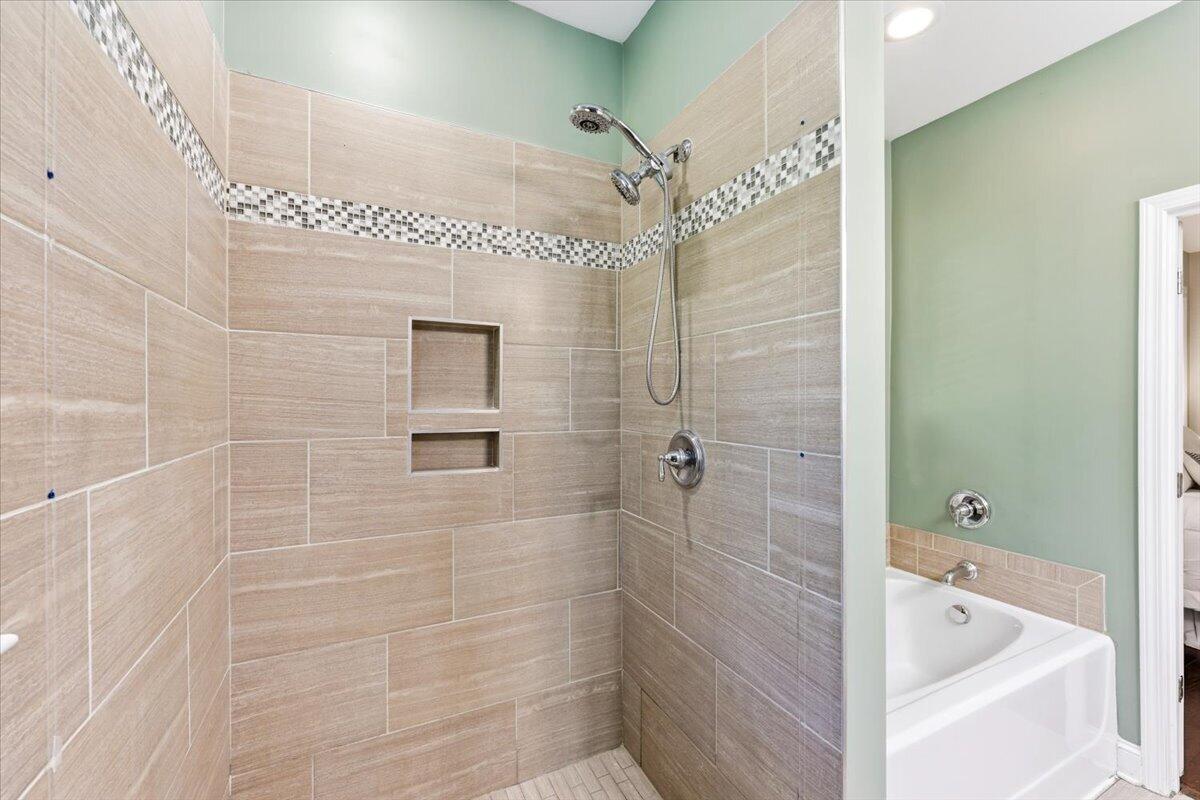 3584 Berryhill Road Johns Island, SC 29455 - Photo 21 of 30 Primary Bathroom