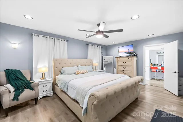 $265,000 | 911 Wilson W Lee Boulevard, Statesville, NC 28677