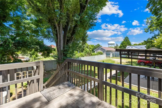 $265,000 | 911 Wilson W Lee Boulevard, Statesville, NC 28677