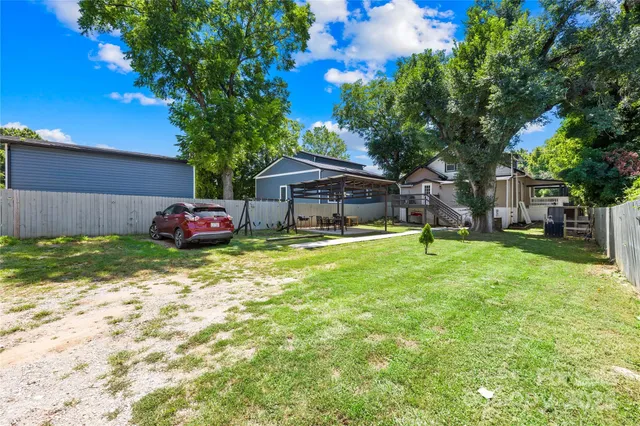 $265,000 | 911 Wilson W Lee Boulevard, Statesville, NC 28677