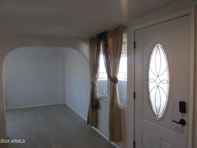 $394,000 | 6085 South Euclid Drive, Claypool, AZ 85532