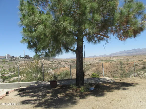 $379,000 | 6085 South Euclid Drive, Miami, AZ 85539