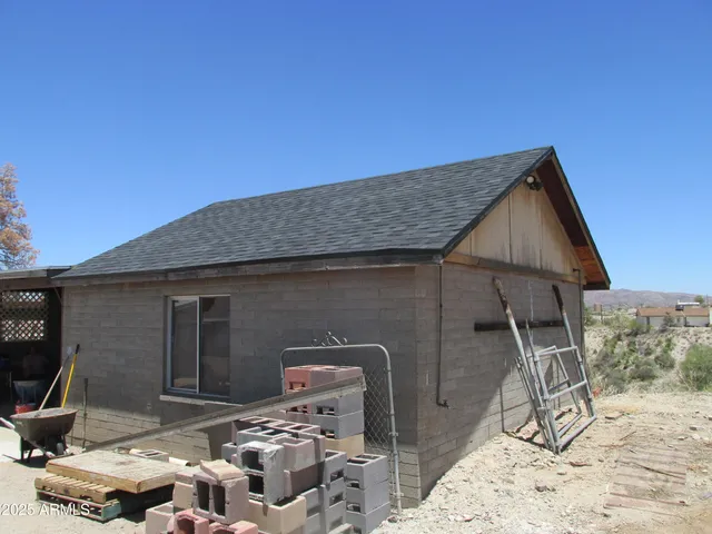 $394,000 | 6085 South Euclid Drive, Claypool, AZ 85532