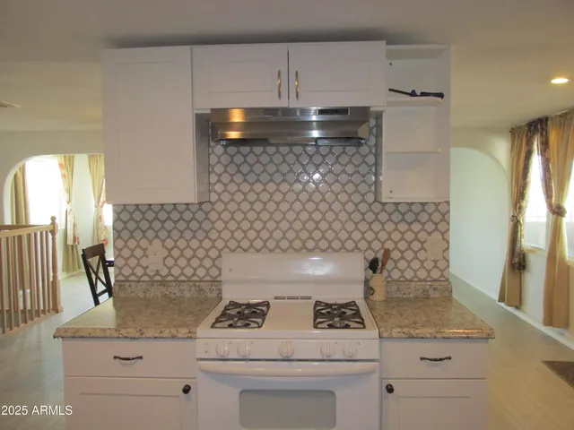 $394,000 | 6085 South Euclid Drive, Claypool, AZ 85532