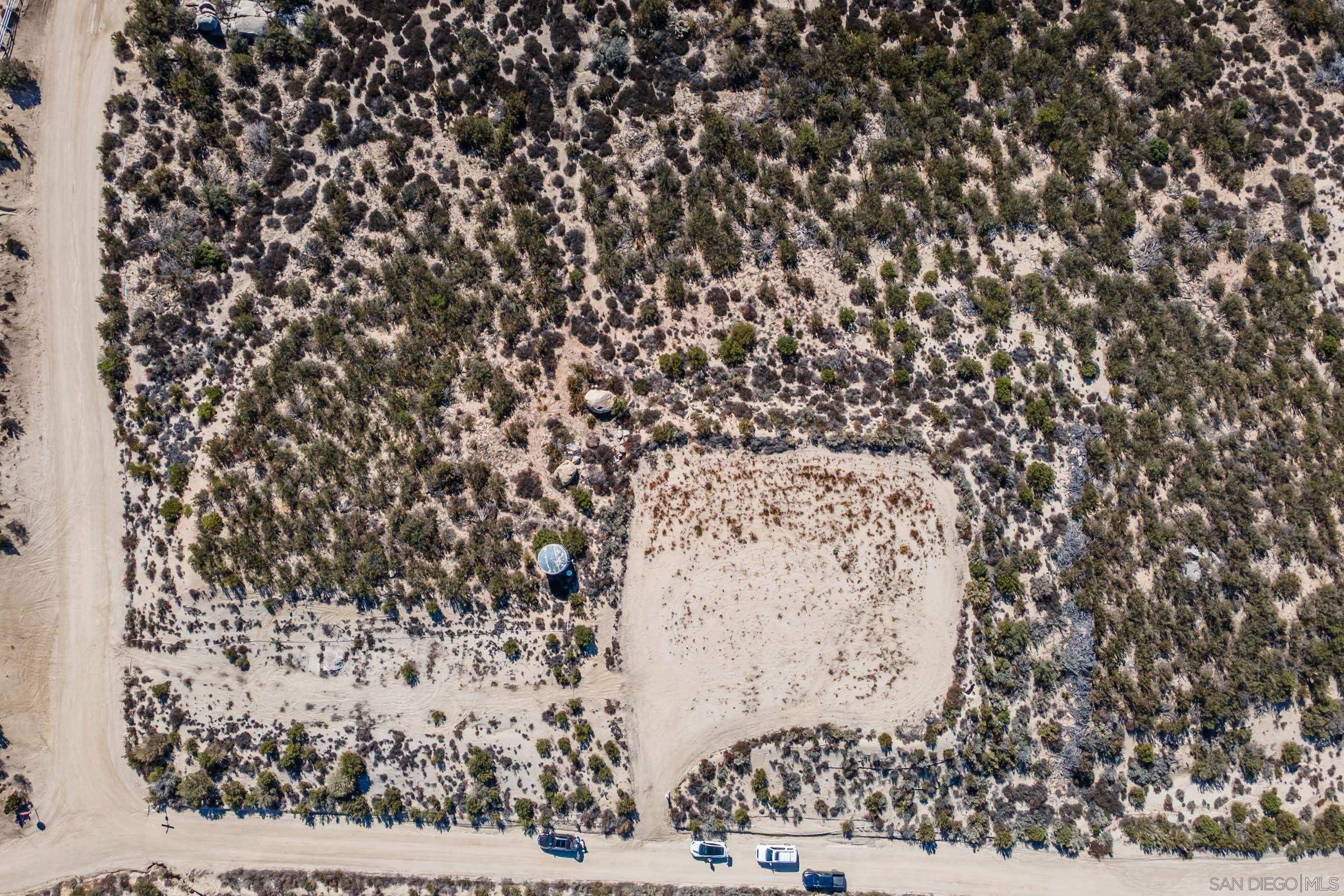 35973 Stagecoach Springs Road, Unit 373 PICTU Pine Valley, CA 91962 - Photo 17 of 18 a view of a door
