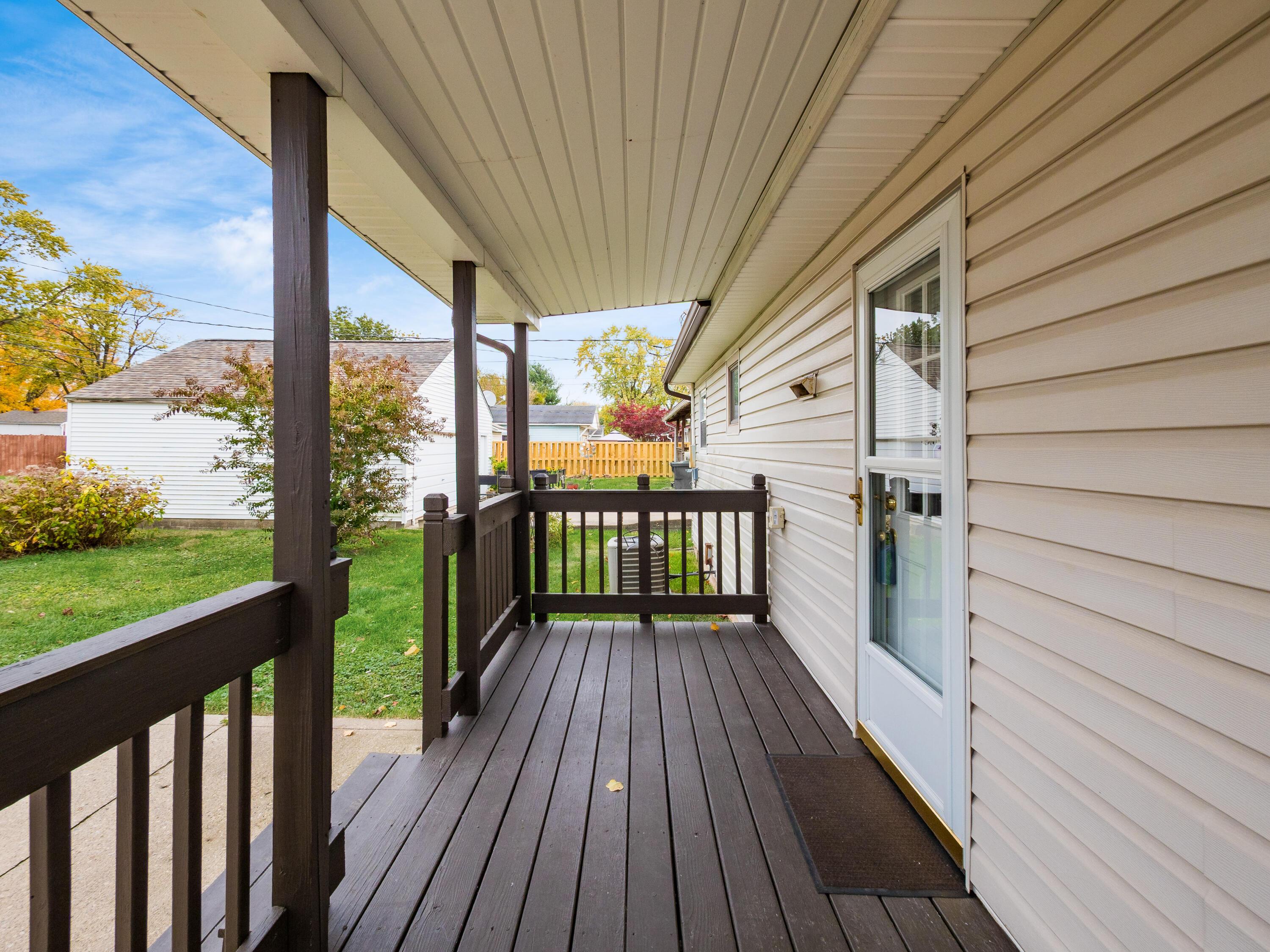 696 Williams Road Columbus, OH 43207 - Photo 5 of 39 A_696_Buttles_063