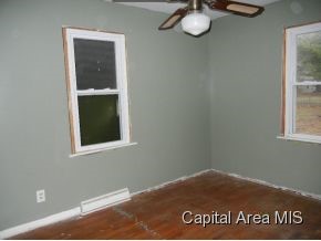3170 Carman Avenue Springfield, IL 62703 - Photo 3 of 6 Gallery Image 3