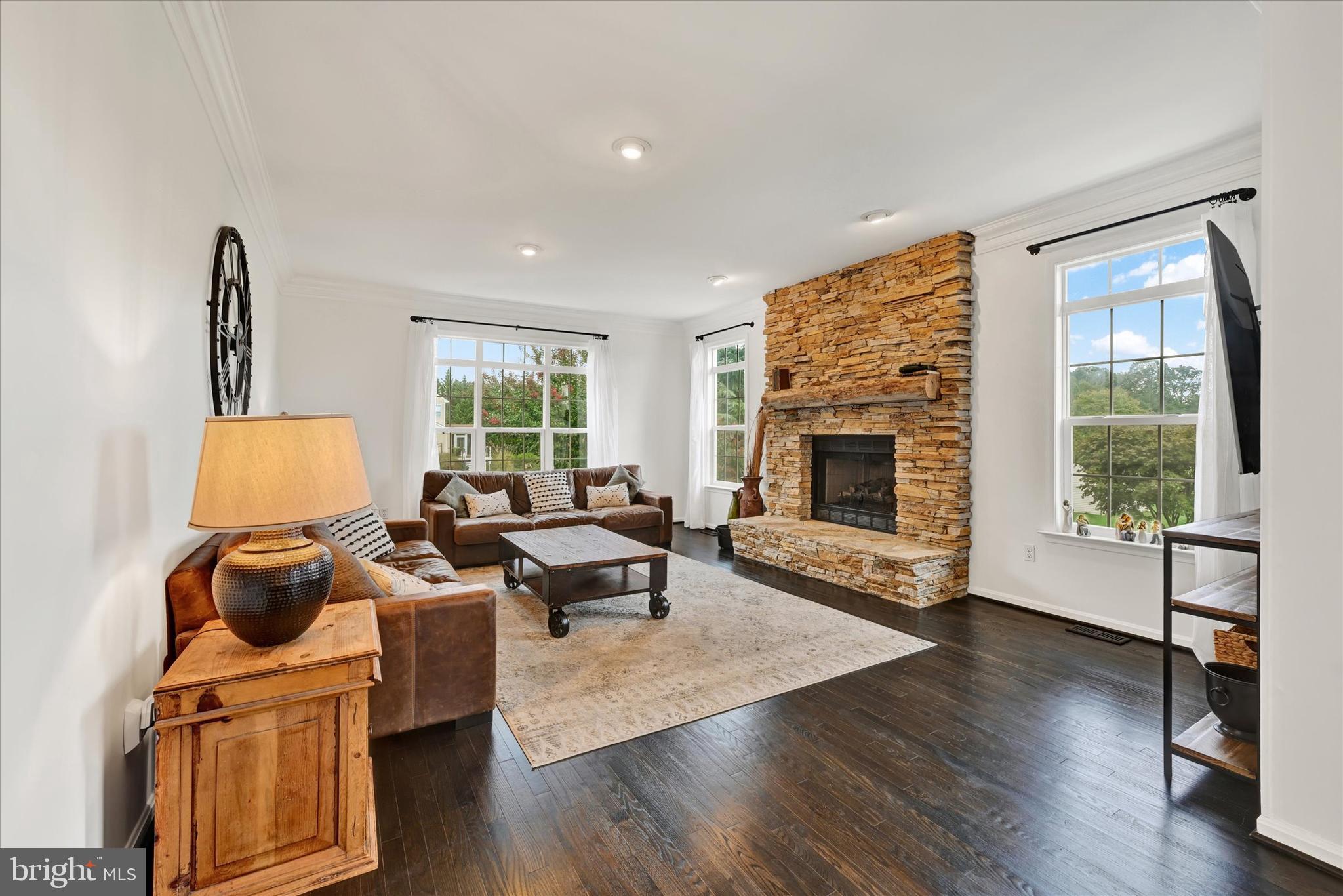 6151 Challedon Circle Mount Airy, MD 21771 - Photo 11 of 55