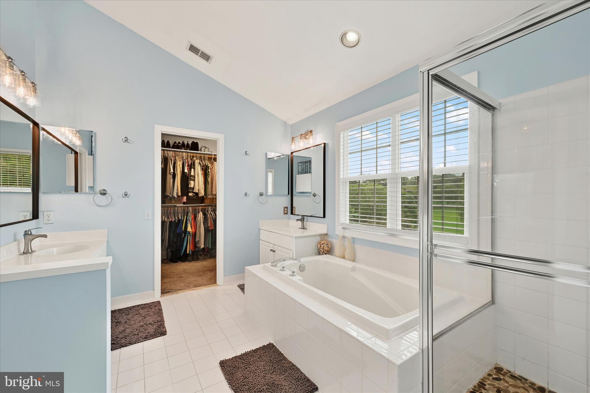 6151 Challedon Circle Mount Airy, MD 21771 - Photo 19 of 55