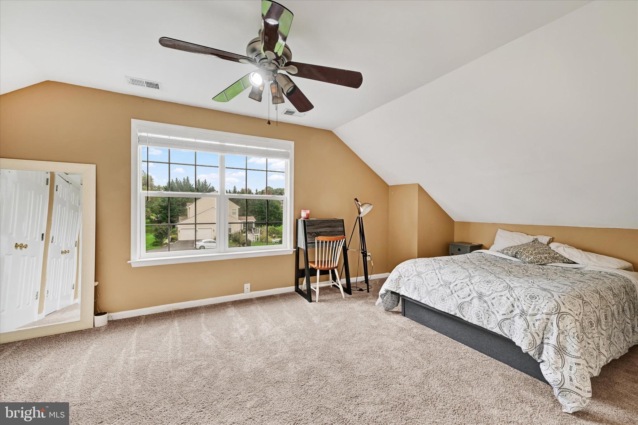 6151 Challedon Circle Mount Airy, MD 21771 - Photo 21 of 55