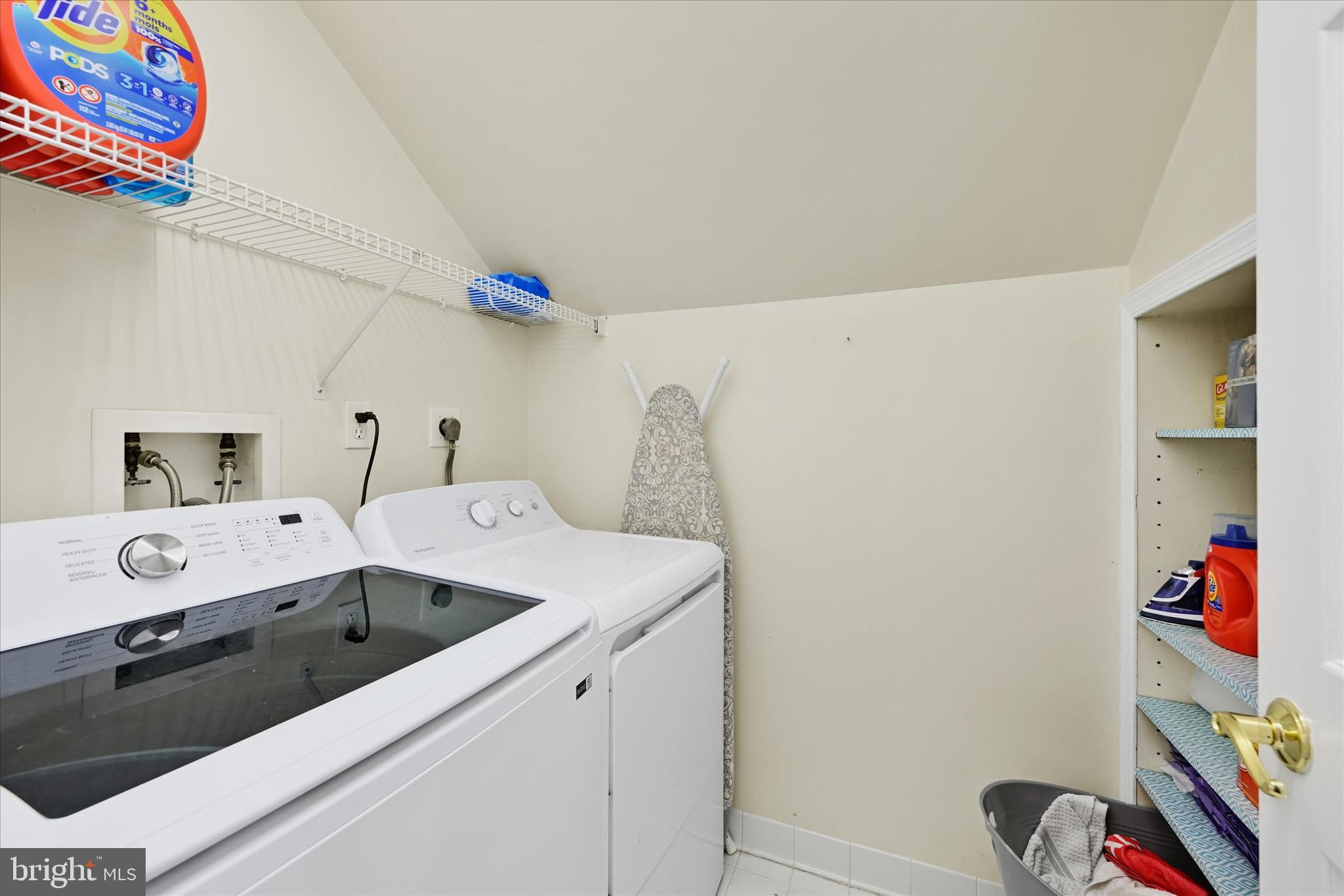 6151 Challedon Circle Mount Airy, MD 21771 - Photo 26 of 55