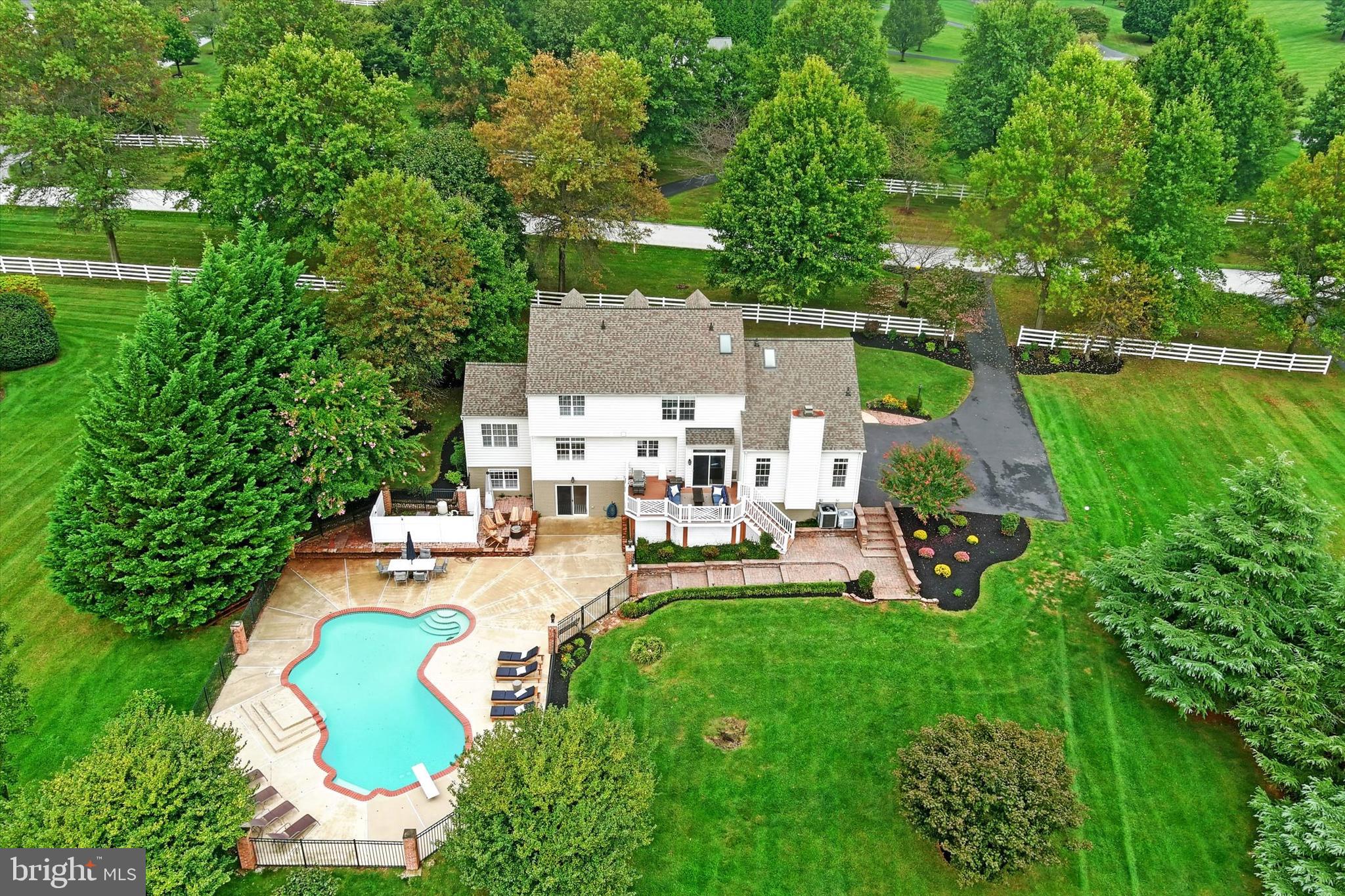 6151 Challedon Circle Mount Airy, MD 21771 - Photo 42 of 55